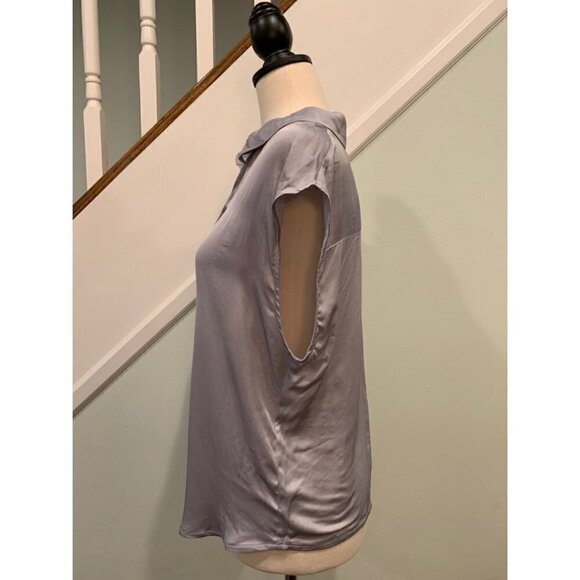 Chaser Silky Rolled Button Down Sleeveless Top Women’s Size Medium New w/ tags! - Picture 6 of 8
